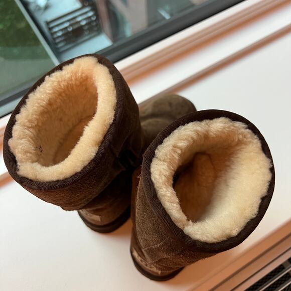 Ugg Australia Zip Tall Boots Sheepskin Girls Youth Size 4 / Size 5.5 - 6 W - Picture 6 of 8